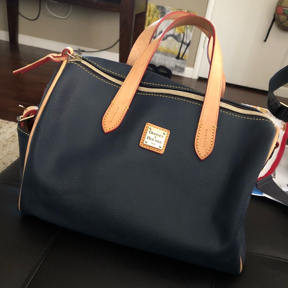Dooney & Bourke purse